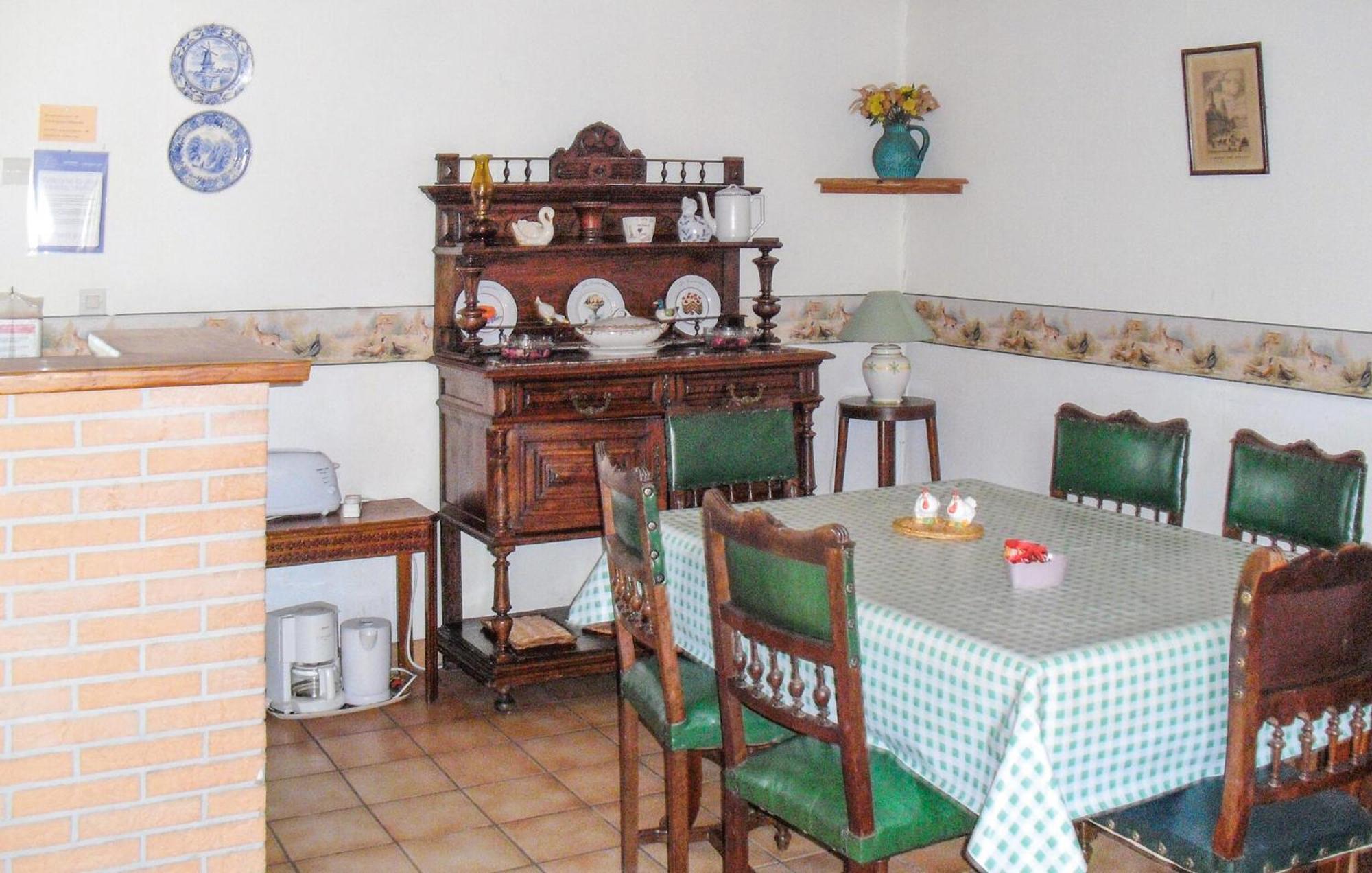 3 Bedroom Beautiful Home In Hames Boucres Εξωτερικό φωτογραφία